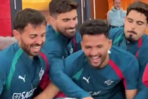 外网热议：葡萄牙队内氛围很欢乐