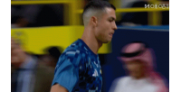 对阵将于10分钟后开始！C罗眼下与队友正在球场热身