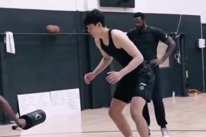 杨瀚森季前赛打疯了有谁敢说他打不了nba？上场效率超高。